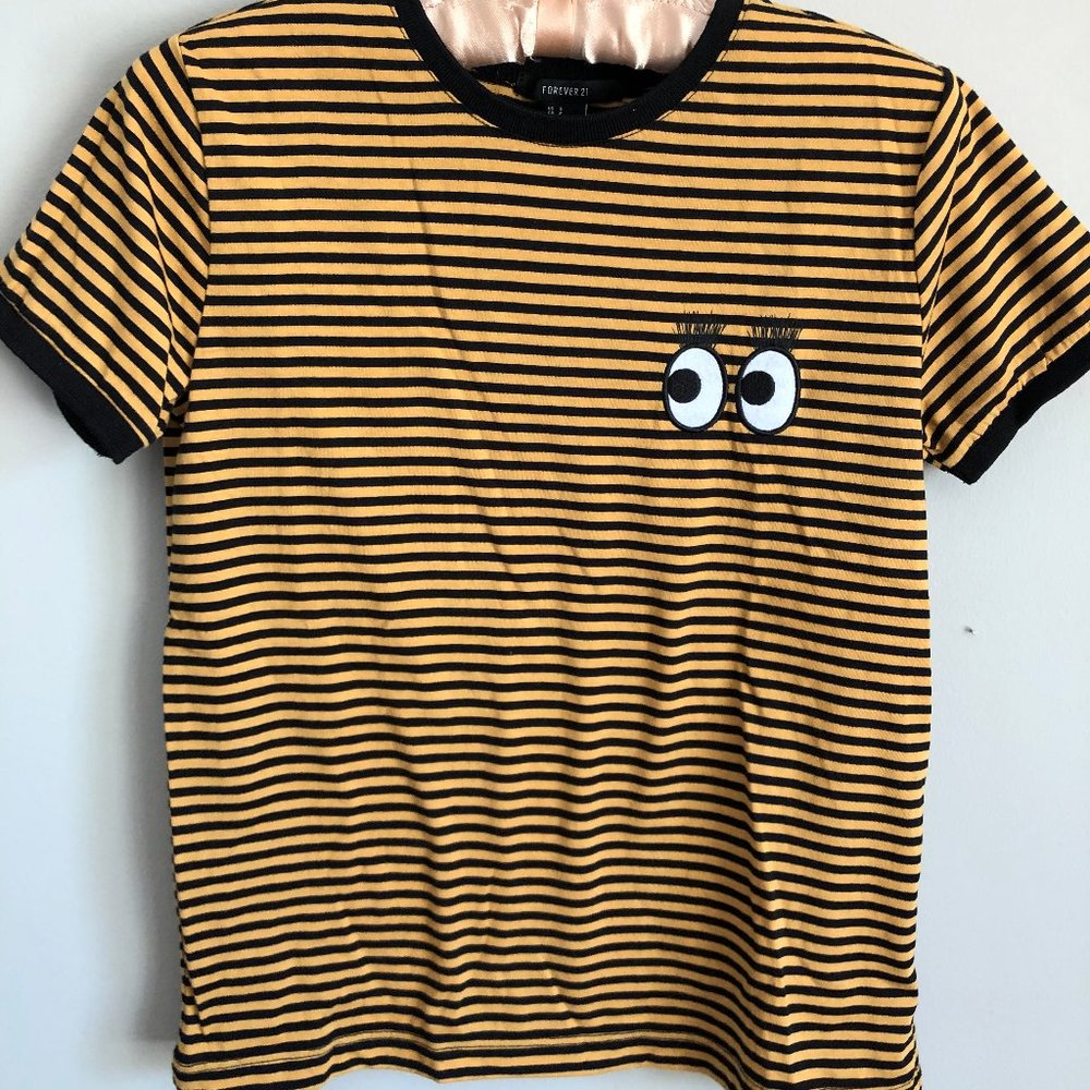 Forever 21 Tee Shirt
